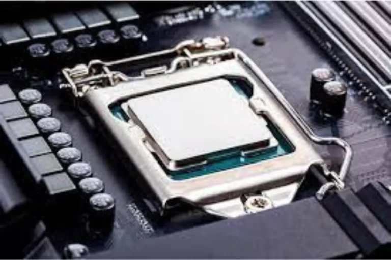 How do I remove a CPU from a motherboard?