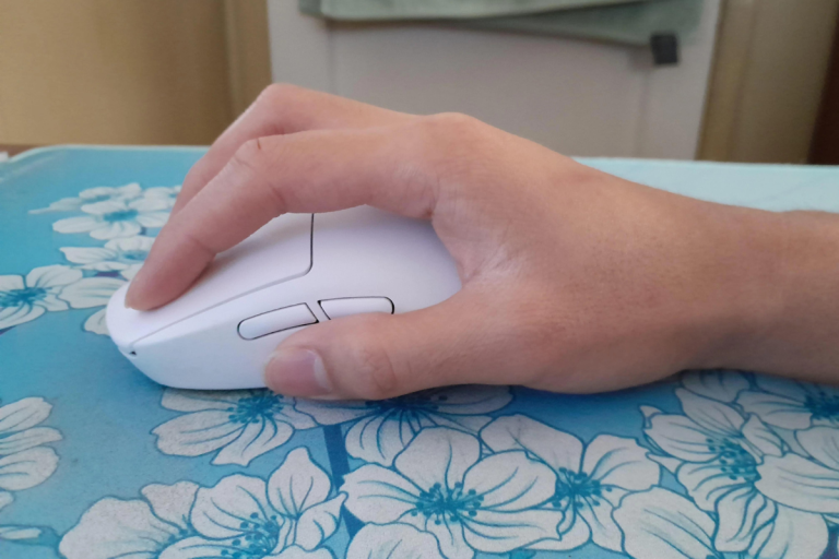 how to fingertip grip mouse?